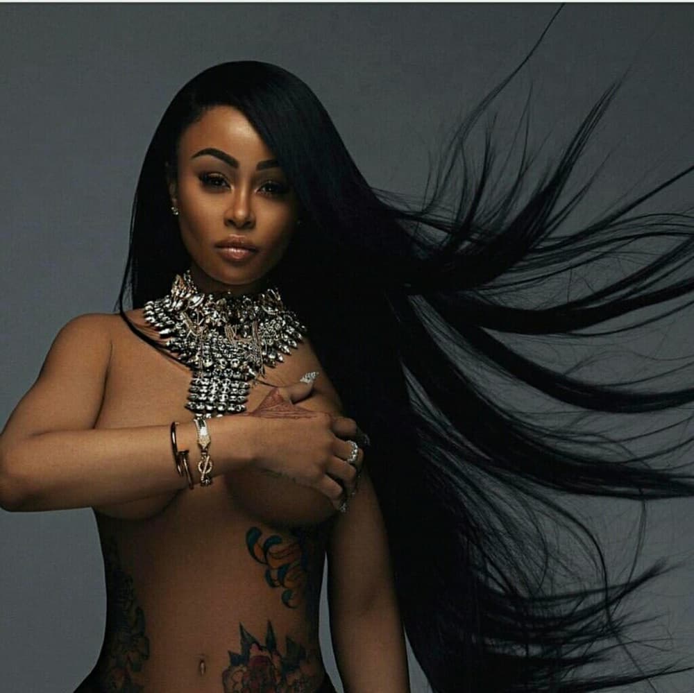 Straight Black Sexy Lace Front Wig 26-28 inches!! - Thumbnail 2