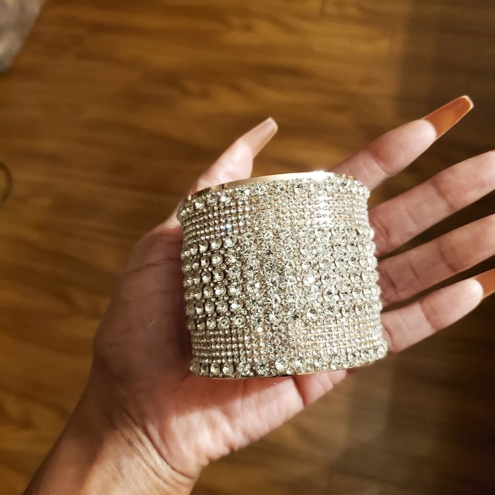 Beautiful Cuff Bracelet - Thumbnail 3