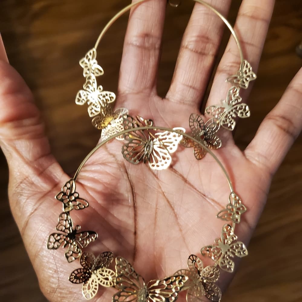 Butterly Beauty Gold Earrings - Thumbnail 3