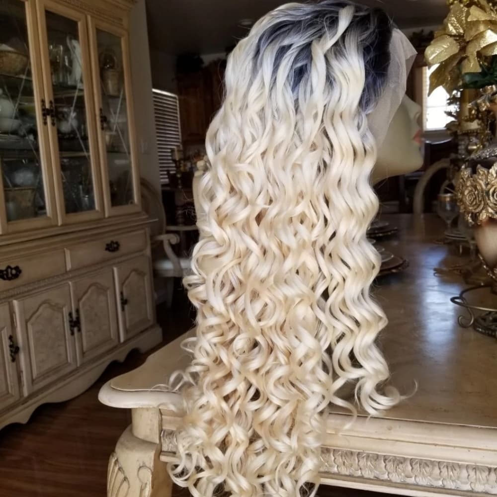 Ombre Blonde Curly Lace Front Wig - Thumbnail 4