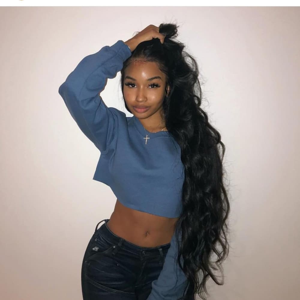 Black Wavy Long Lace Front Wig - Thumbnail 2