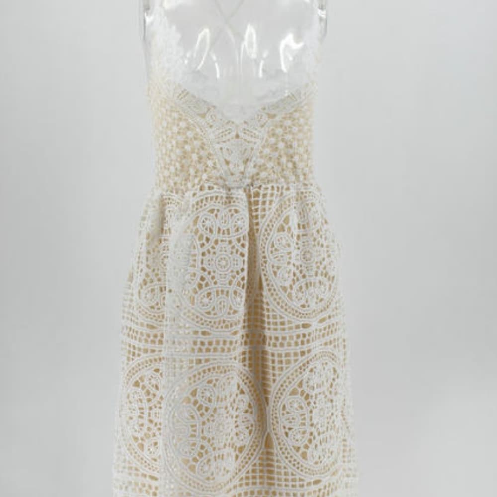 White boho lace criss cross back midi dress - Thumbnail 8