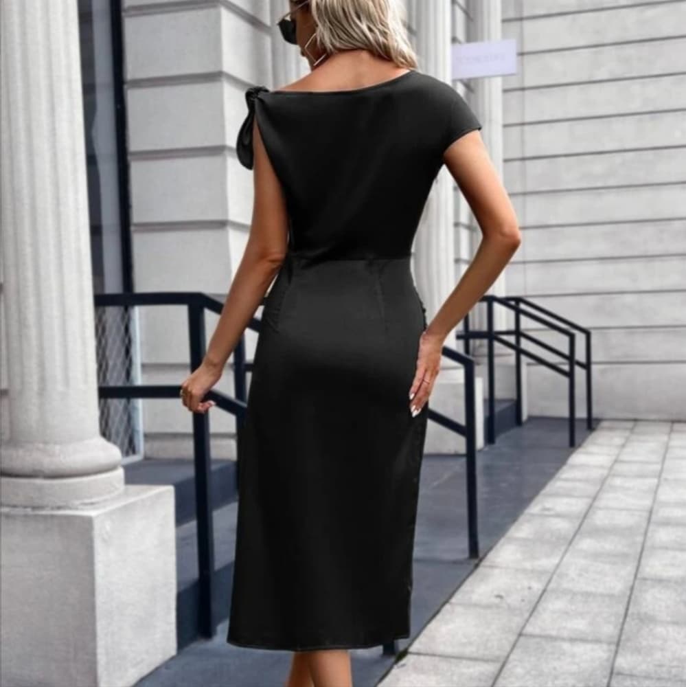 Solid One Knot Shoulder Asymmetrical Hem Dress - Thumbnail 5