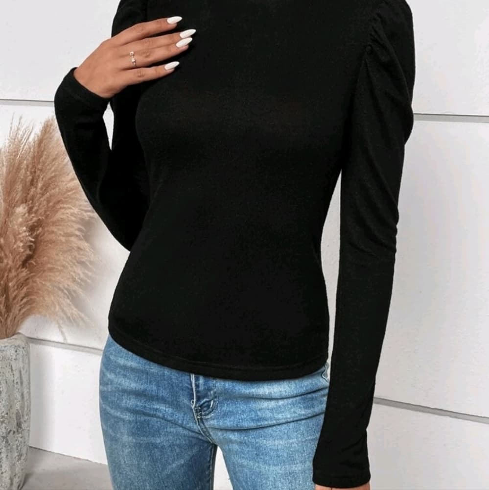 Black Mock Neck Puff Sleeve Button Back Tee - Thumbnail 5