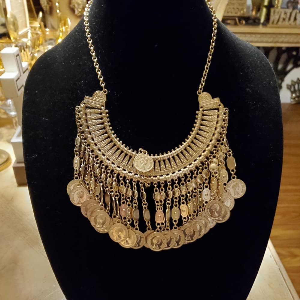 Gold Chains Beauty Necklace - Thumbnail 2