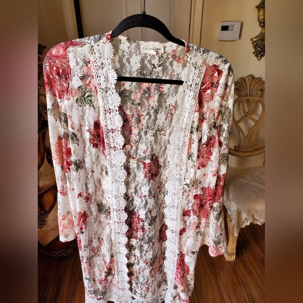 Pink White Floral Kimono - Thumbnail 3