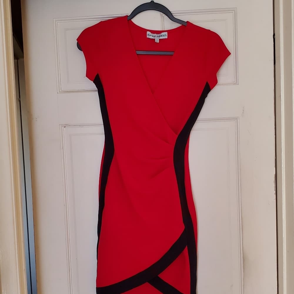 Red Black Dress - Thumbnail 9