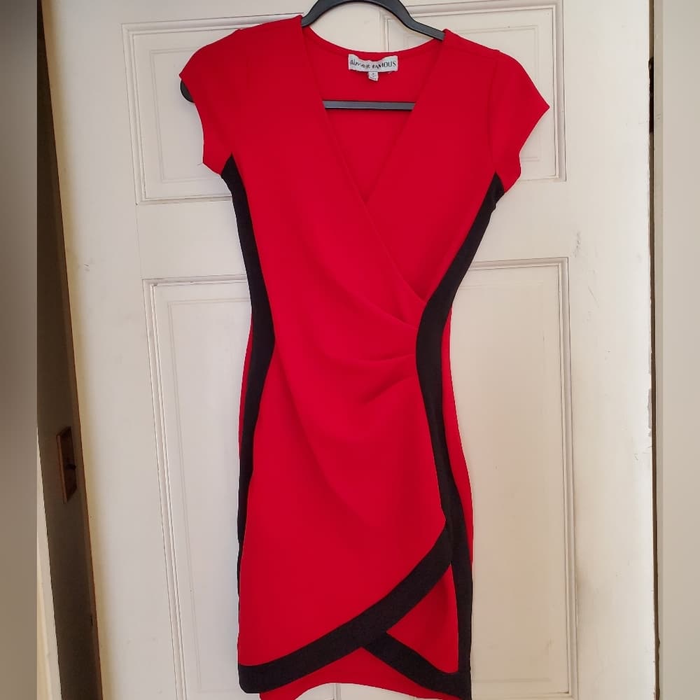 Red Black Dress - Thumbnail 10