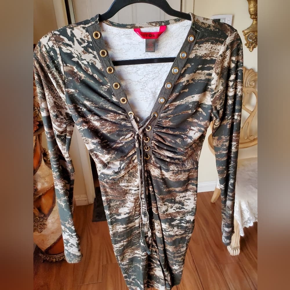 Army Beauty Dress size small - Thumbnail 2