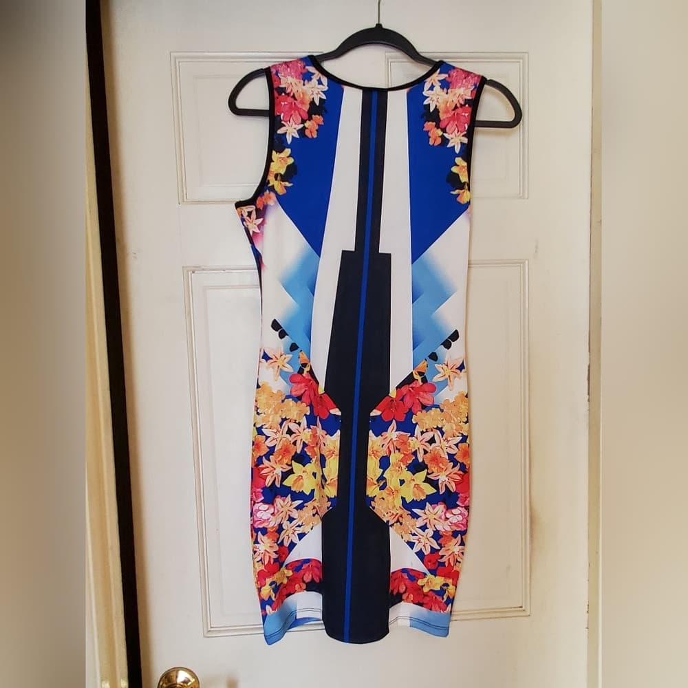 Floral Beauty Dress - Thumbnail 2
