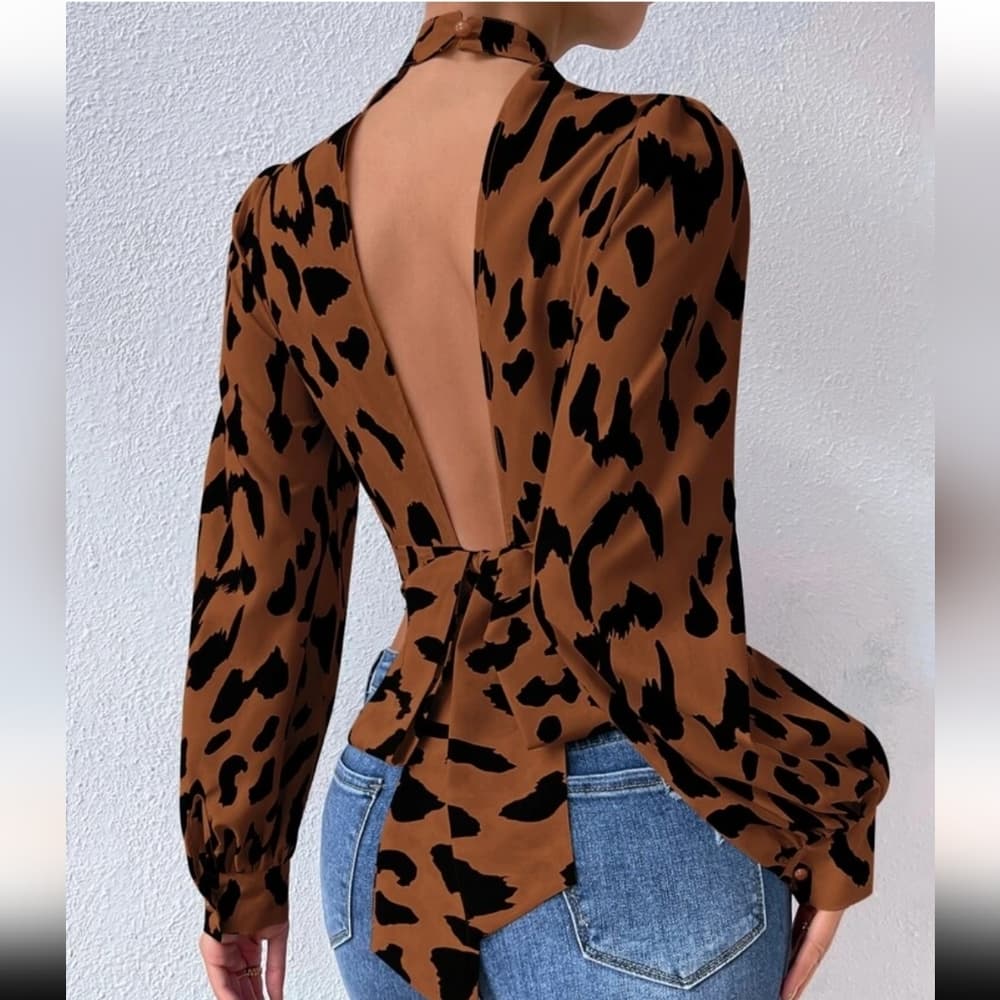 Allover Print Tie Backless Bishop Sleeve Crop Top - Thumbnail 7