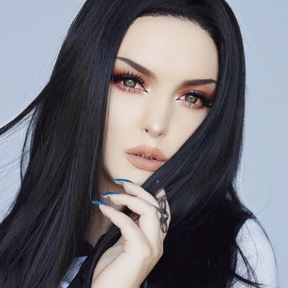 Black Straight Beauty Lace Front Wig - Thumbnail 2