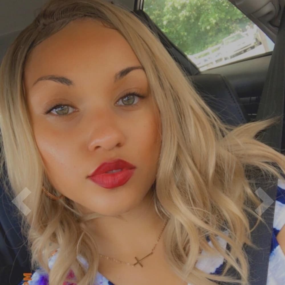 Ombre Ash Blonde with Dark Roots - Thumbnail 3