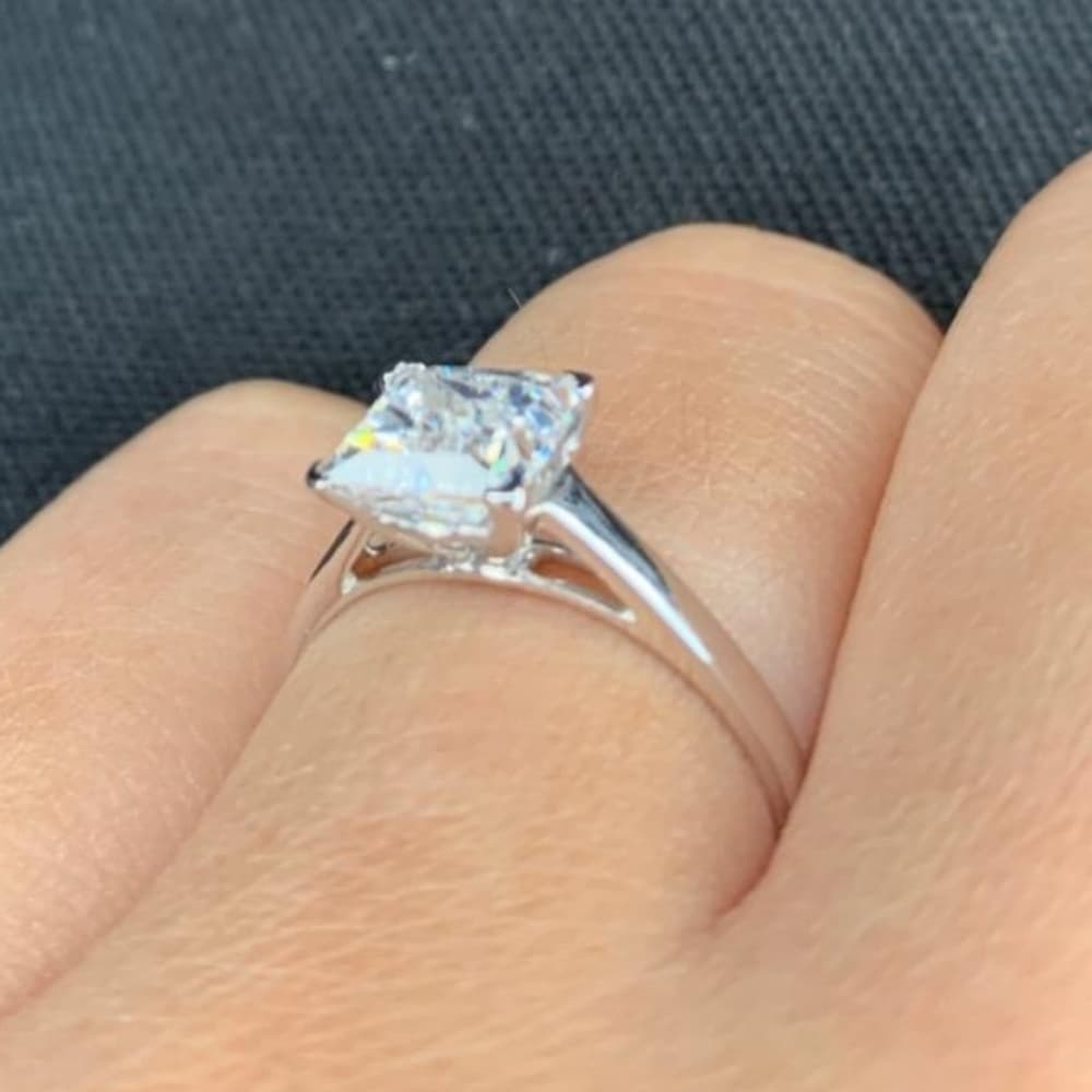 14k Gold Solitair Princess Cut Ring - Thumbnail 2