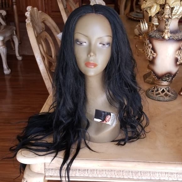 Used Layered Straight Bodywave Lace Front Wig - Thumbnail 9
