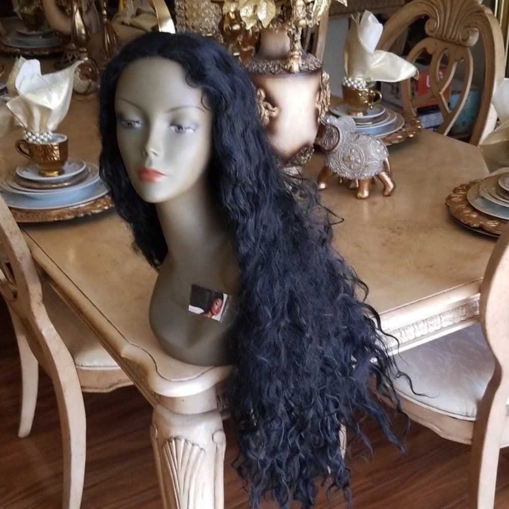 Used Curly Lace Front Wig - Thumbnail 8
