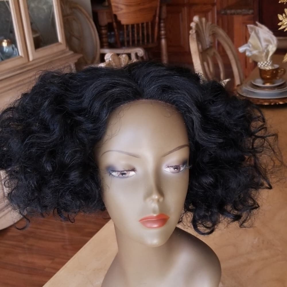 Used Wavy Curly Wig - Thumbnail 5