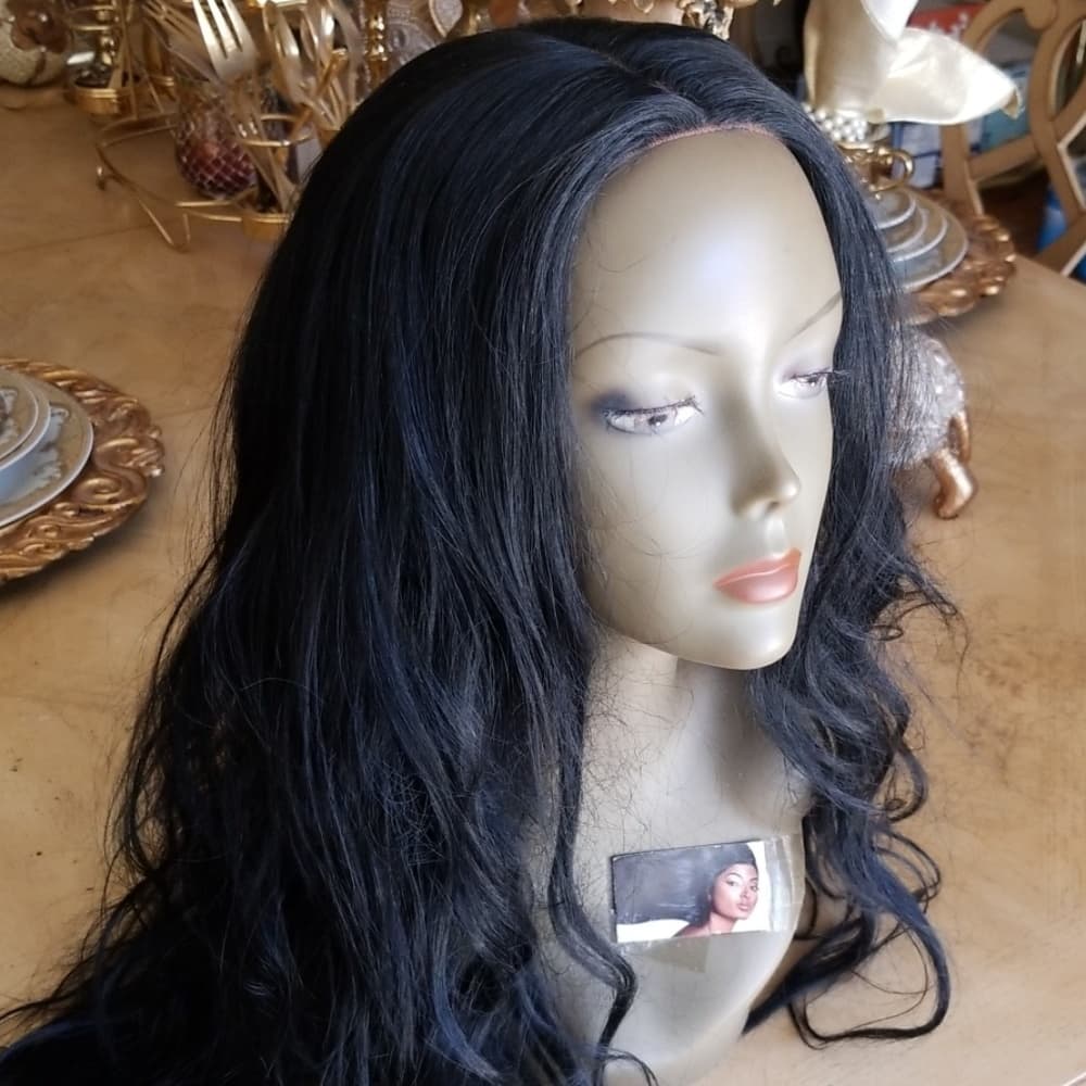 Used Layered Straight Bodywave Lace Front Wig - Thumbnail 2