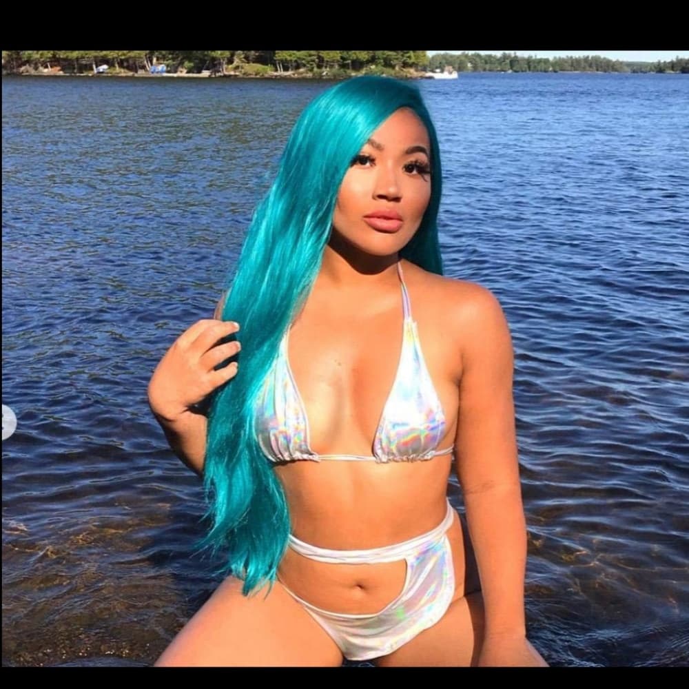 Turquoise Beauty Lace Front Wig 22-26 inches - Thumbnail 3