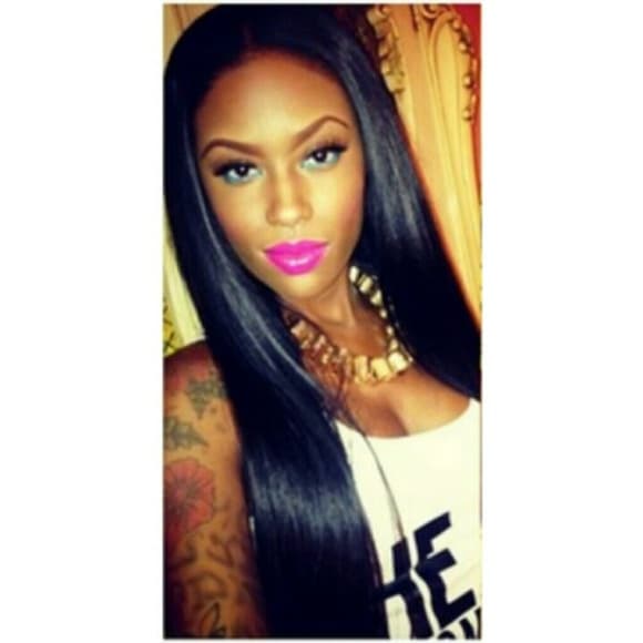 Black Straight Beauty Lace Front Wig 22-24 inches! - Thumbnail 3
