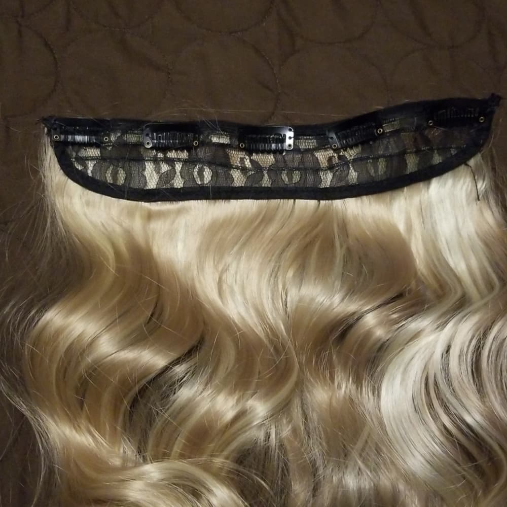 Blonde One Piece Clip in Extension #27/613 - Thumbnail 6