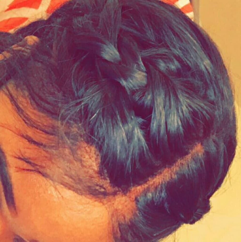 Bodywave Full Lace Wig 22-24 inches!! - Thumbnail 2