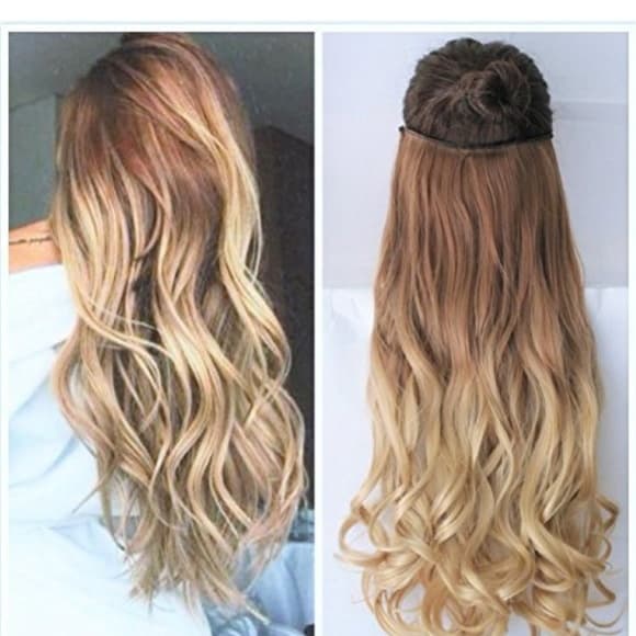 Reddish Brown to Sandy Blonde Clip in Extension - Thumbnail 2
