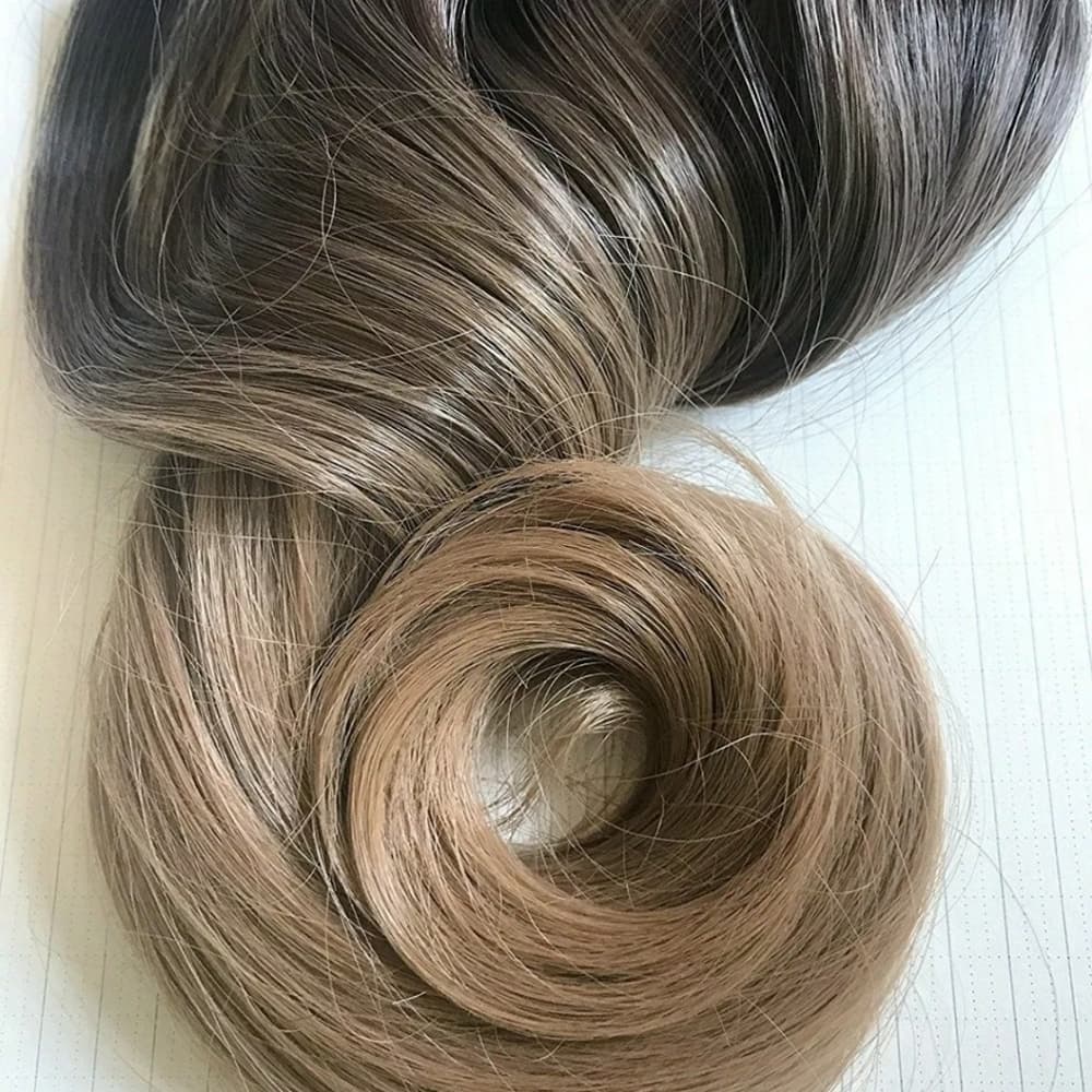 Brown Blonde Ombre Full Head Clip in Extension - Thumbnail 2