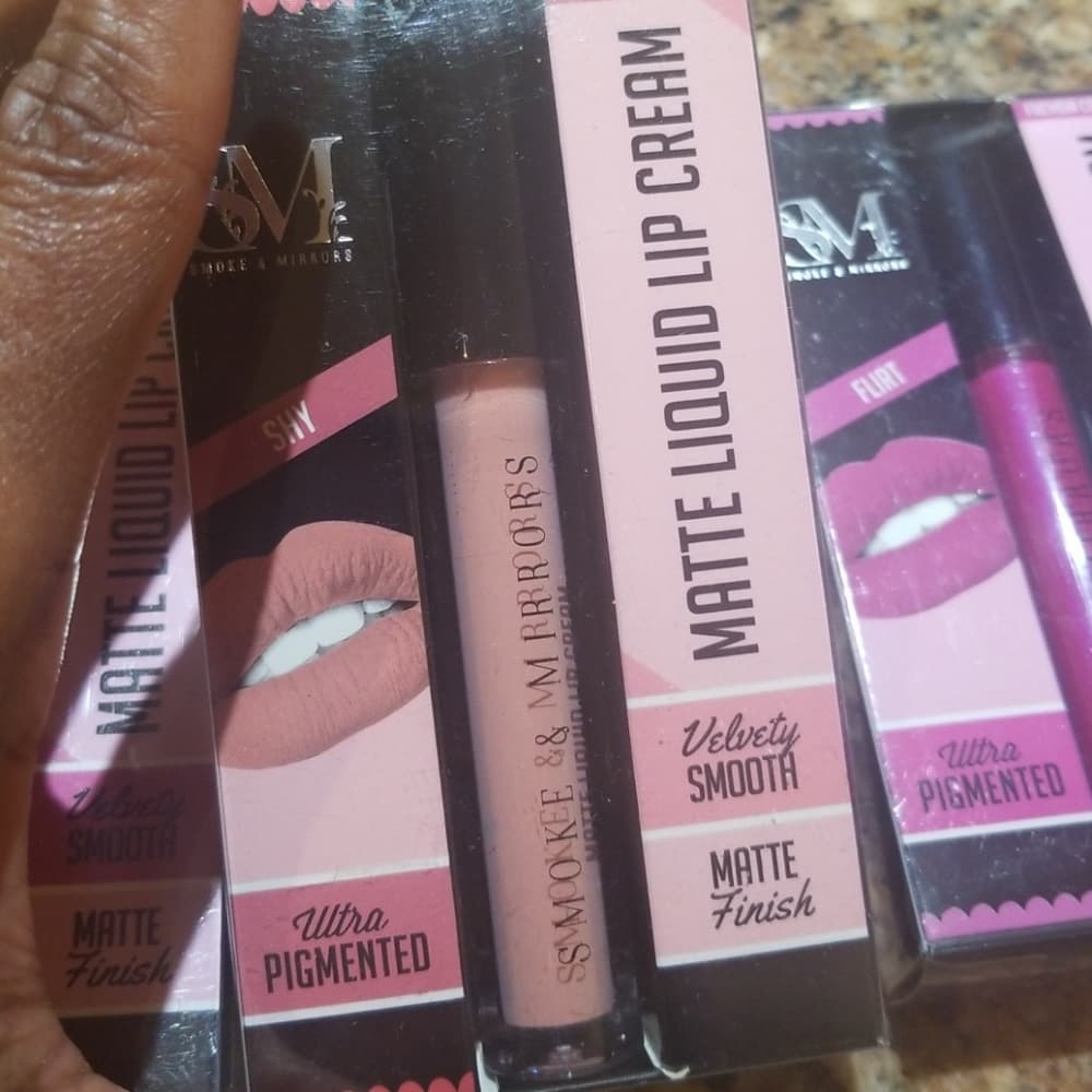 Matte Lipstick Beauty Bundle - Thumbnail 6