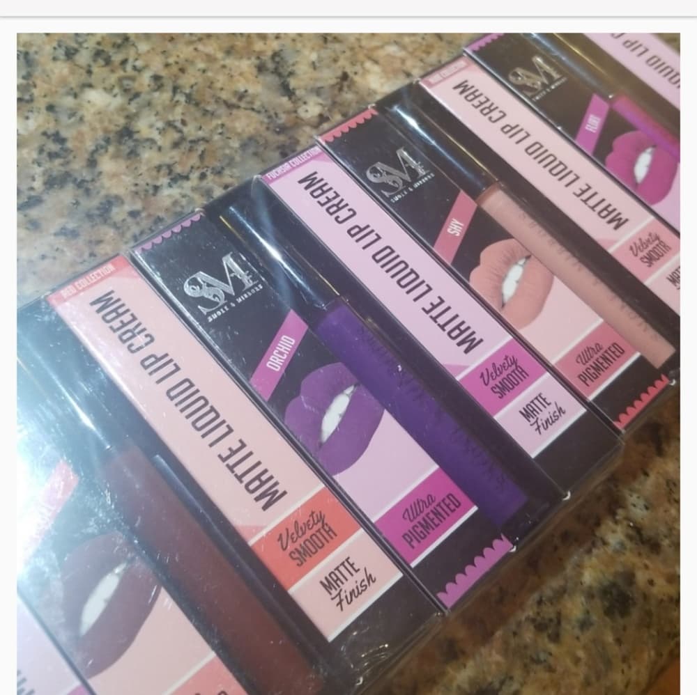 Matte Lipstick Beauty Bundle - Thumbnail 8