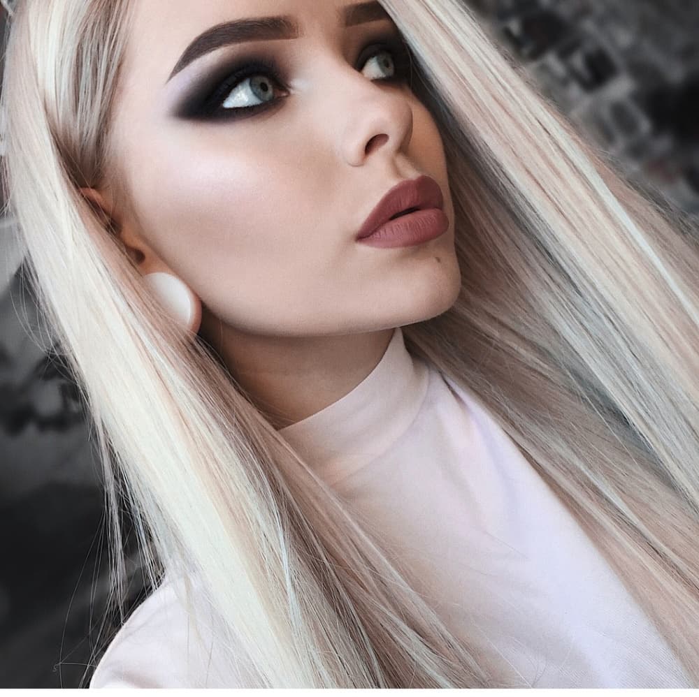 Blonde Beauty Lace Front Wig - Thumbnail 2