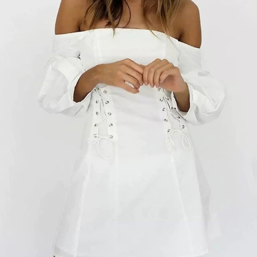 White Beauty Off Shoulder Dress - Thumbnail 4