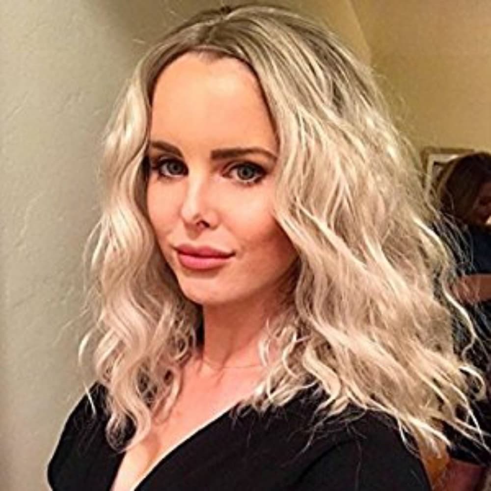 Ombre Blonde Shoulder Length Curly Wave Wig - Thumbnail 4