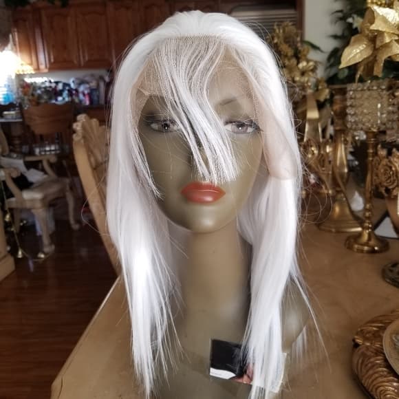 White Beauty Lace Front Wig - Thumbnail 9