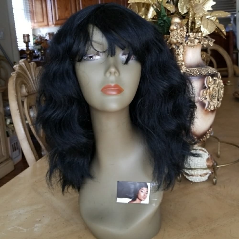 Wavy Black Synthetic wig - Thumbnail 4
