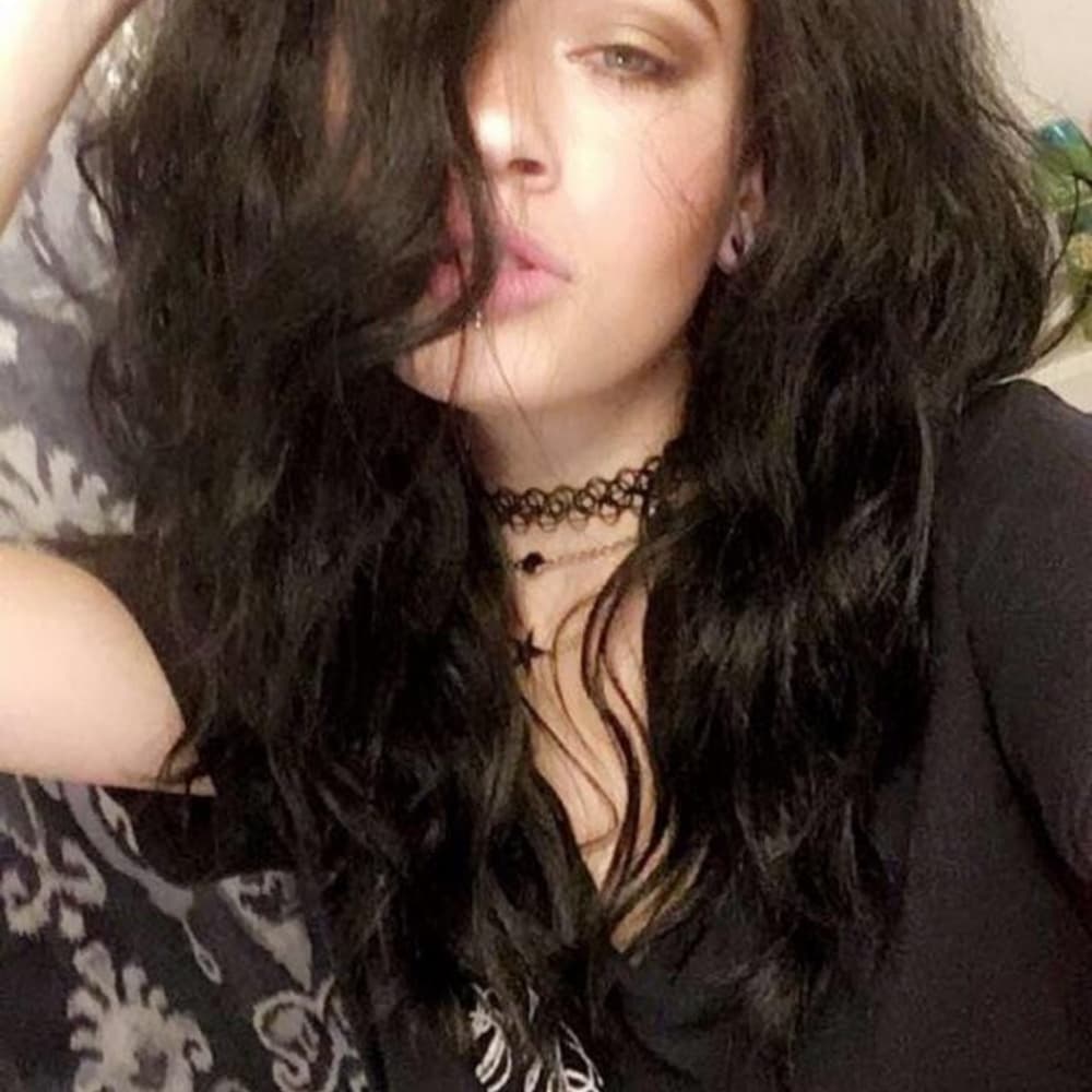 Used Dark Brown Black Beauty Lace Front Wig - Thumbnail 2