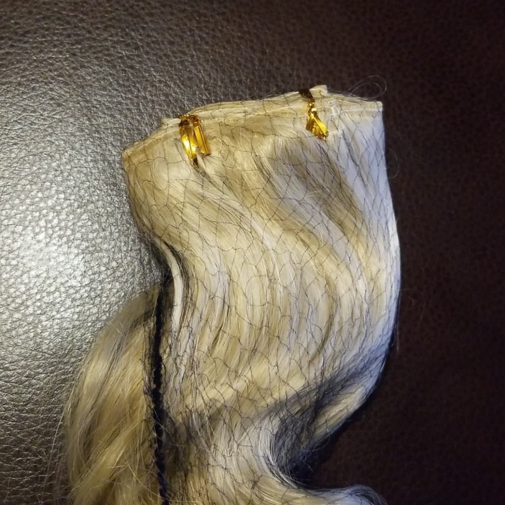Blonde Full Head Clip in Extension #24/613 - Thumbnail 3