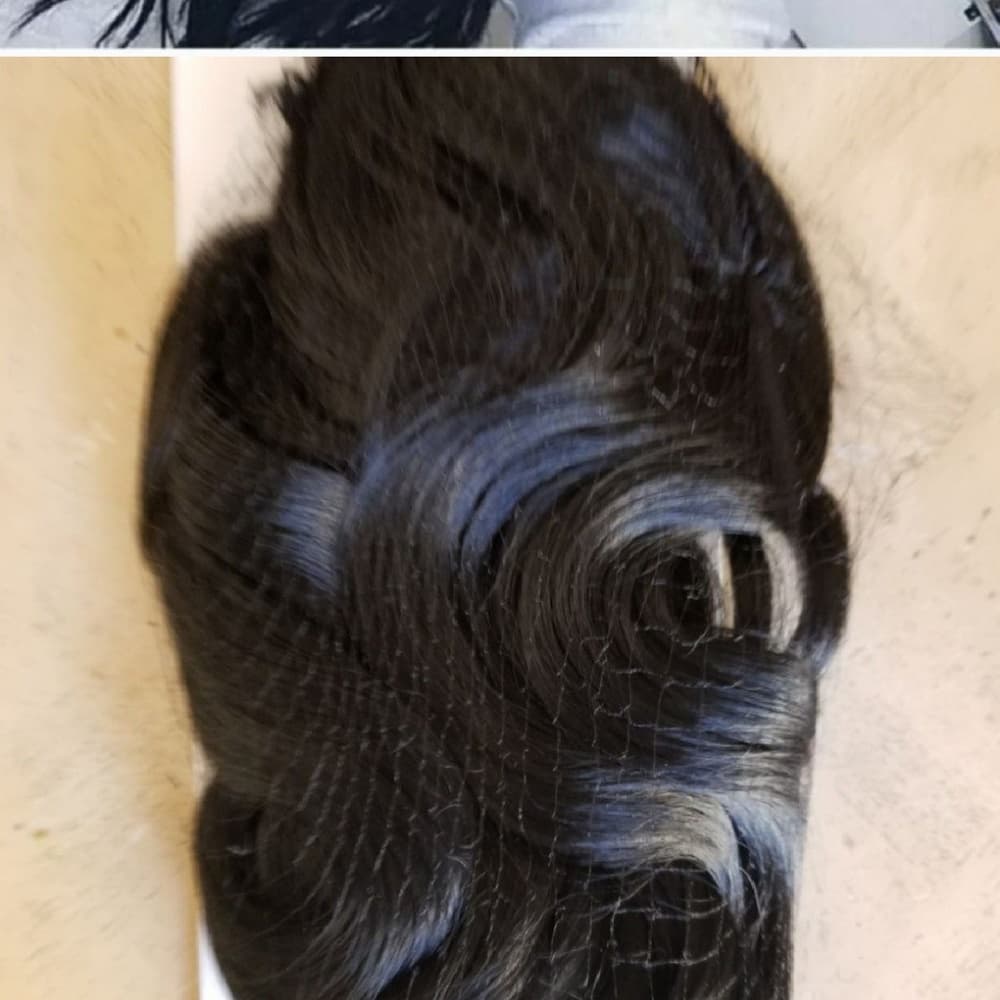Black Wavy Full Head Clip in Extension - Thumbnail 2