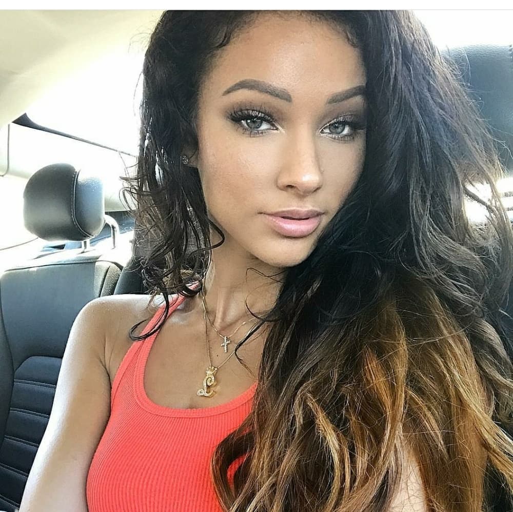 Ombre Beauty Lacefront Wig 24-26 inches!! - Thumbnail 2