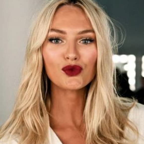 Bleach Blonde Full Head Clip in Extensions #613 - Thumbnail 3