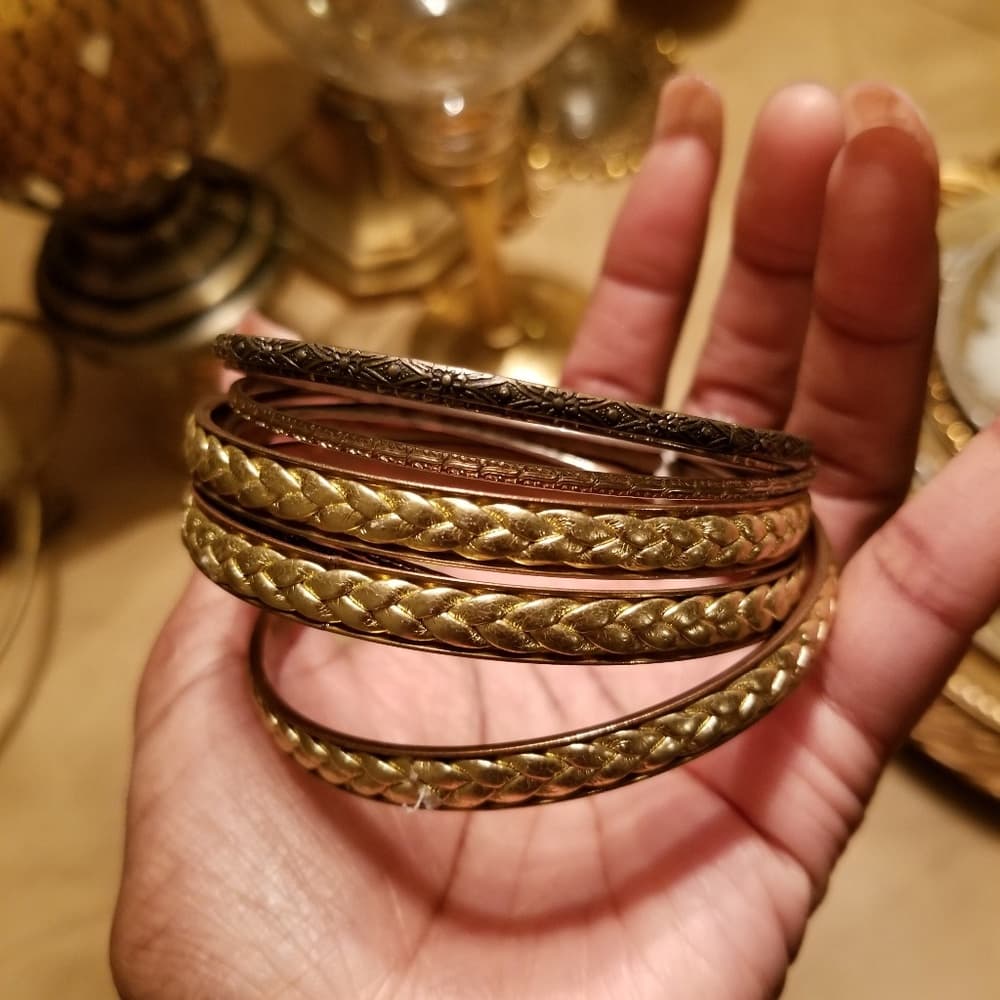 Gold Beauty Bangle Bracelet - Thumbnail 6