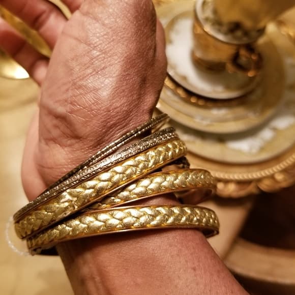 Gold Beauty Bangle Bracelet - Thumbnail 9