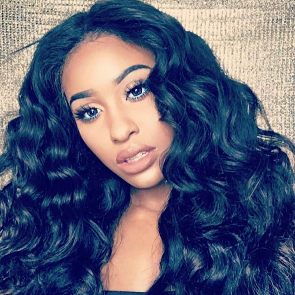 Wavy Virgin Beauty Lace Wig 22-24 inches - Thumbnail 2