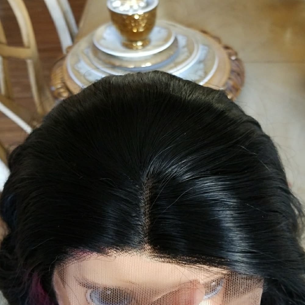 Wavy Beauty Bodywave wig 26-28 inches!! - Thumbnail 4