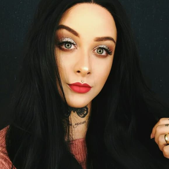 Layered Bodywave Beauty Lace Front Wig - Thumbnail 7