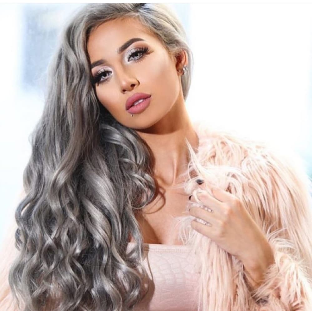 Gray Wavy Lace Front Wig - Thumbnail 2