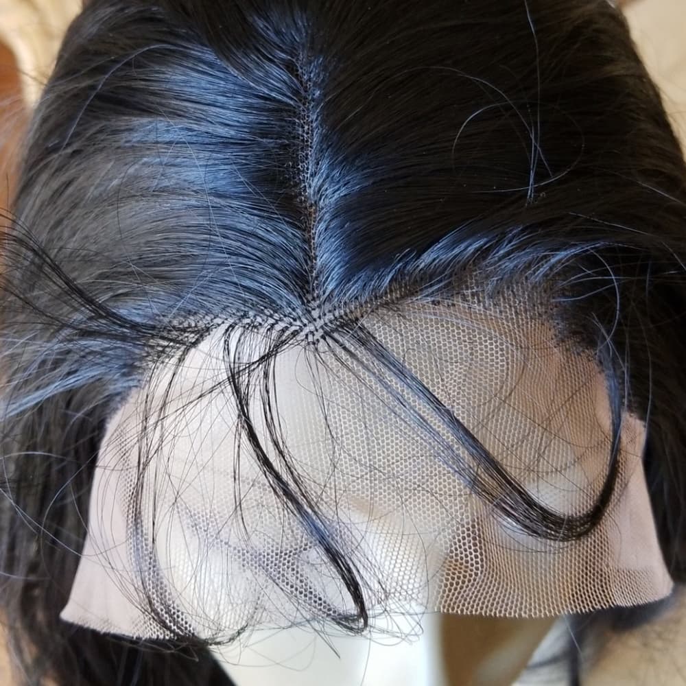 Bodywave Beauty Wig 22-24 inches!! - Thumbnail 3