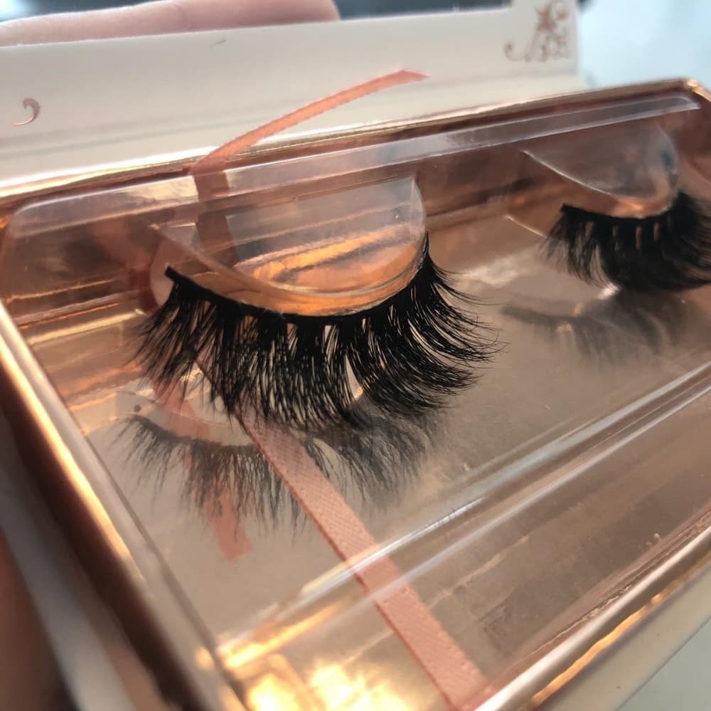 100% Handmade 3D Mink False Eyelashes - Thumbnail 4