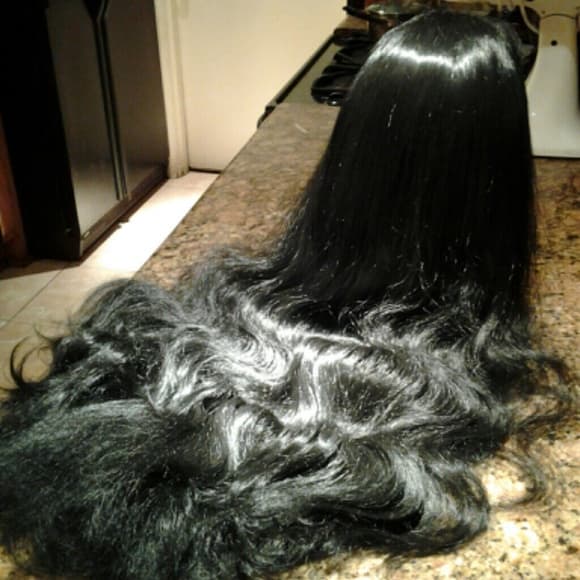 *SOLD*Used Straight Wave Lace Front Wig 26 inches! - Thumbnail 3