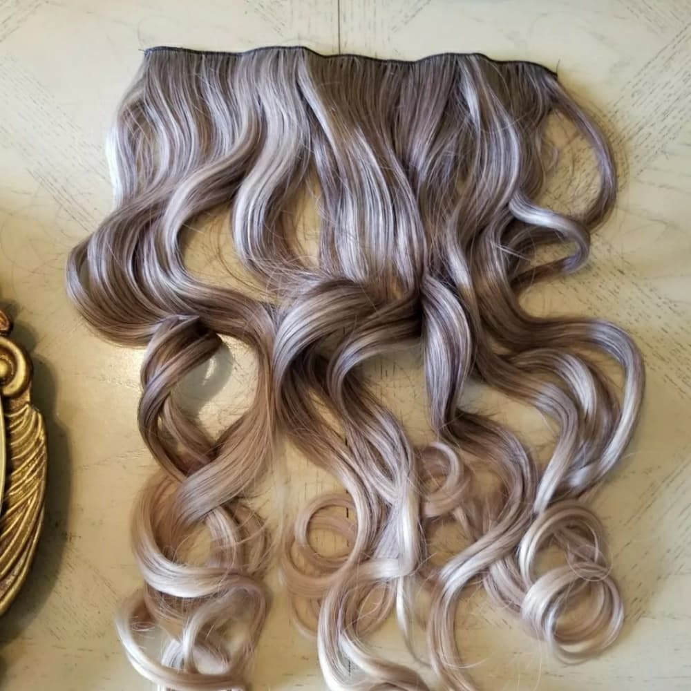 Ombre Blonde One Piece Clip In Extension - Thumbnail 3